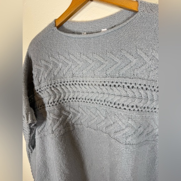 New Lauren Conrad Women’s Gray Sweater Poncho One Size Knit NWT - Picture 2 of 7